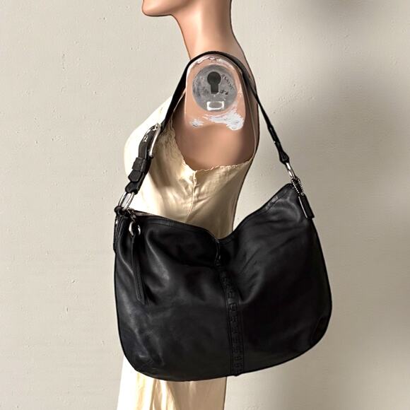 Coach Handbags - COACH F13108 SoHo Black Leather Whipstitch Wide Buckle Strap Shoulder Bag Large